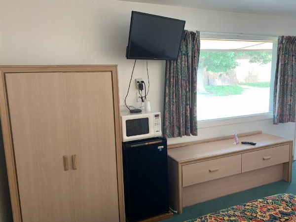 Budget Lodge Inn - Abilene image 10